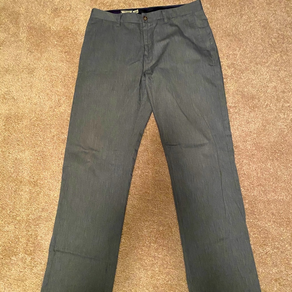 Men’s Volcom Chinos